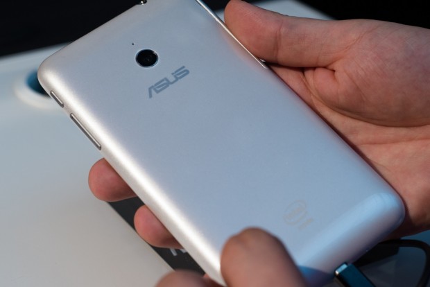 Fonepad Note 6 von Asus (Bild: Fabian Hamacher/Golem.de)
